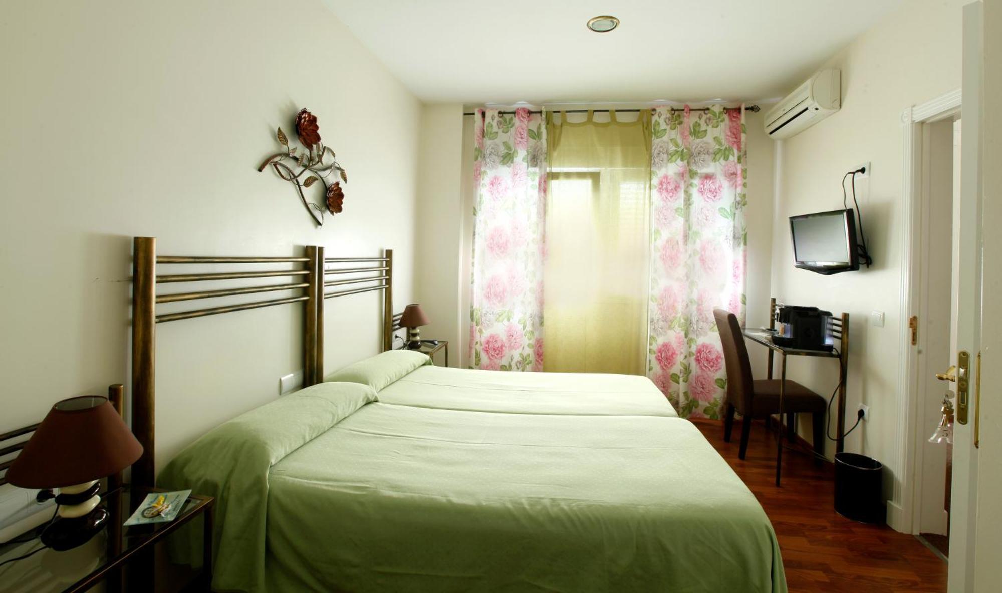 Hostal Paris San Fernando Room photo